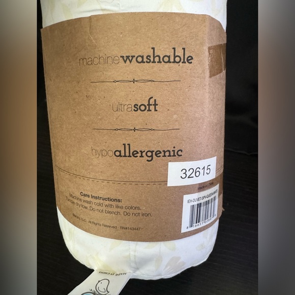 IEnjoy White Spring Vines Patterned Duvet Cover Set, 3 piece, Queen/Full Size - Picture 10 of 10